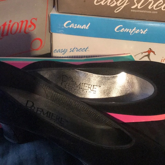 Premiere Collection Suede Shoes - Picture 9 of 15